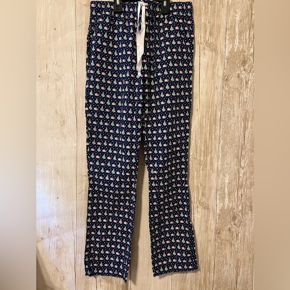 Vineyard Vines Other - Vineyard Vines Santa lounge pants